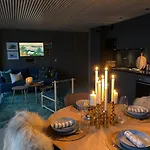 Apartmán Waterfront With Panoramic Sea View
