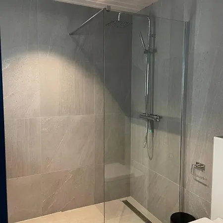 Waterfront With Panoramic Sea View דירה הנינגסבר